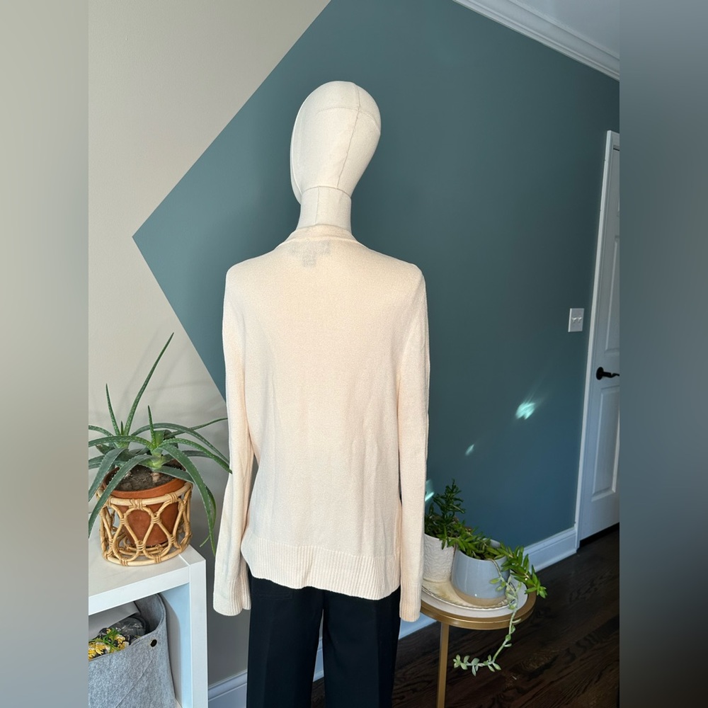 St. John Caviar Vintage Beige Knit Cardigan Gold Floral Buttons Classic Luxury M - Picture 6 of 12